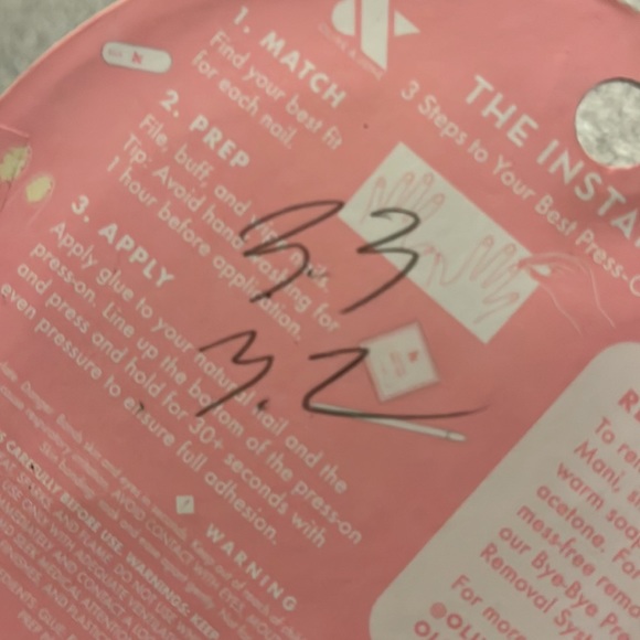 New in box extra short length baby blue white daisies presson nails instant Mani - Picture 6 of 6